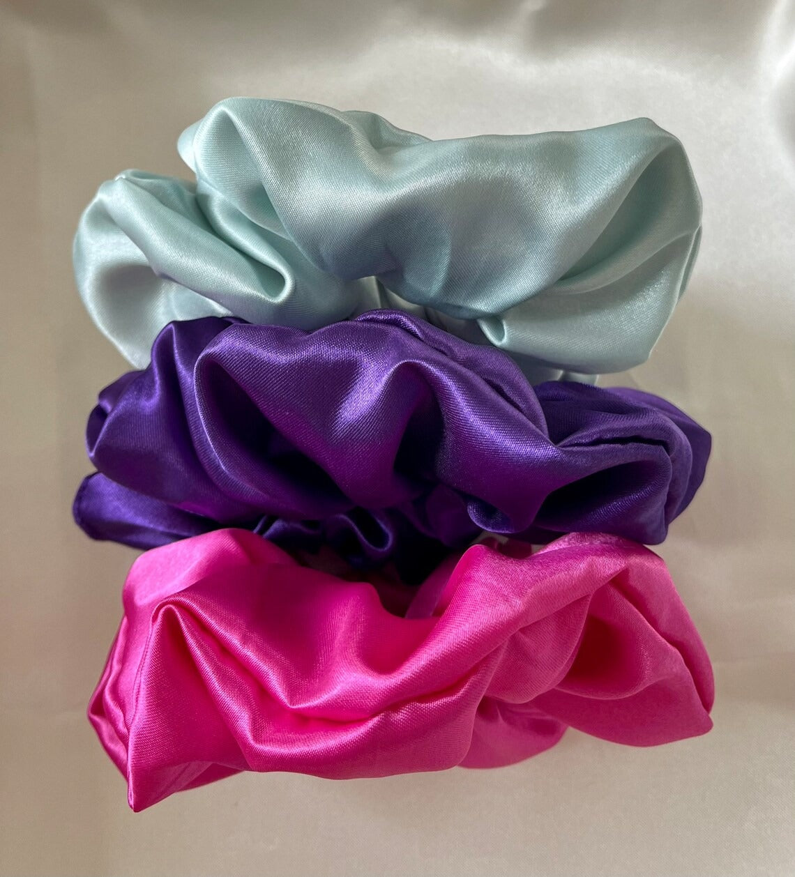 Satin Silk Scrunchies, Hair Scrunchy, Silk Scrunchie Set, Mulberry Satin Silk Scrunchie Set, Gift For Her, Birthday gift, Set Of 3,